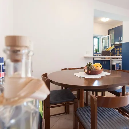 Holiday home House With A Parking Space Gornji Tucepi, Makarska - 16113 Tucepi